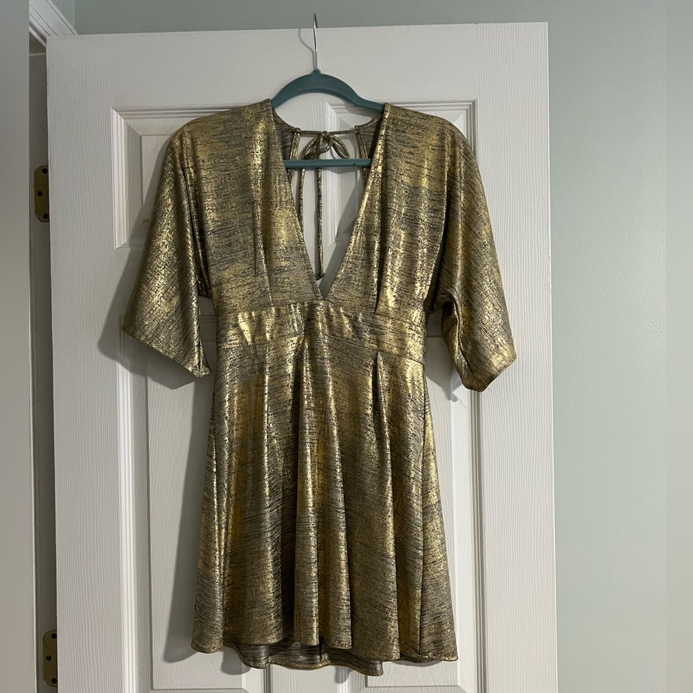 Gold metallic lulus dress size S